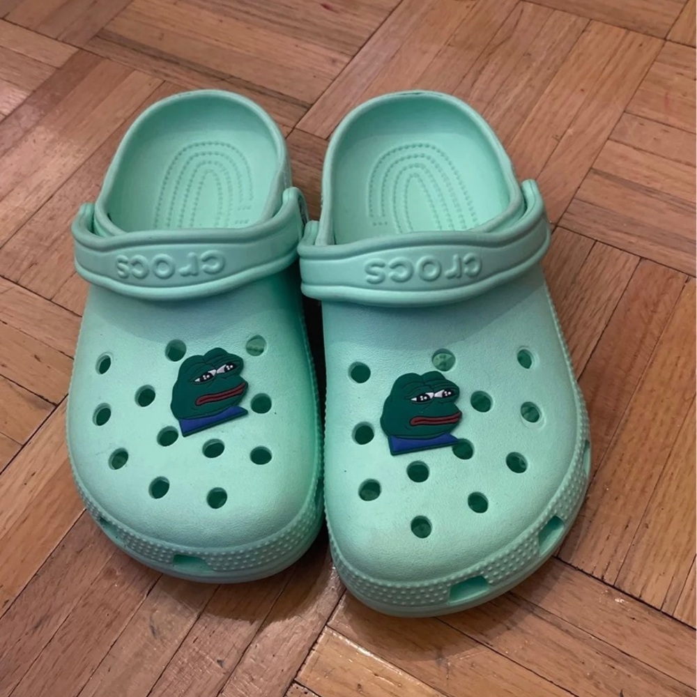 Crocs